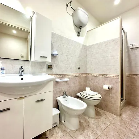 Il Rifugio Del Marinaio By Housilia Lägenhet